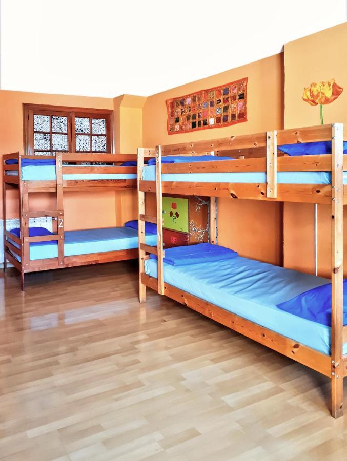 Meiga Backpackers Hostel サンティアゴ・デ・コンポステーラ エクステリア 写真