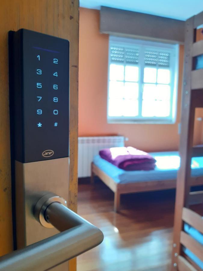 Meiga Backpackers Hostel サンティアゴ・デ・コンポステーラ エクステリア 写真